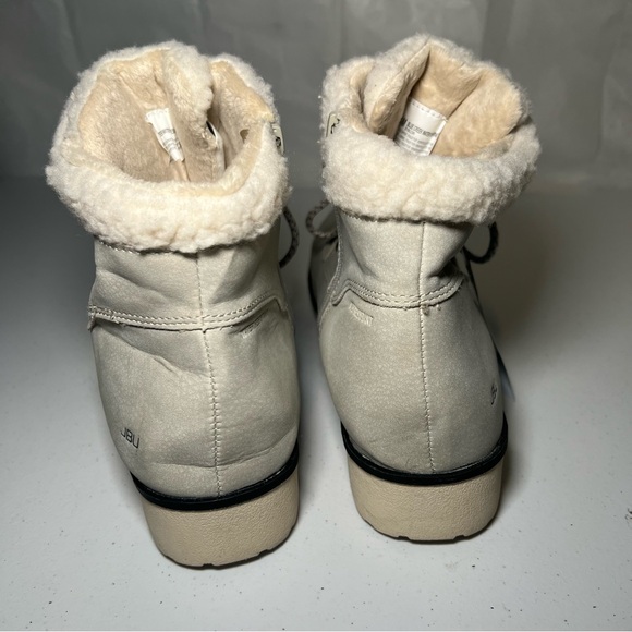 NWT Jambu Women's Blue Creek Water Resistant Snow Boot in grey size 11 - Picture 10 of 15